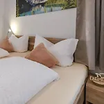 Freiheit 게스트하우스 3*