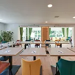 Freiheit 3*