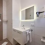 Freiheit בית הארחה 3*