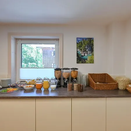 Gasthuis Freiheit 3*