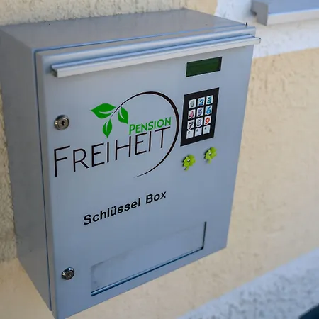 Freiheit בית הארחה פפרונטן